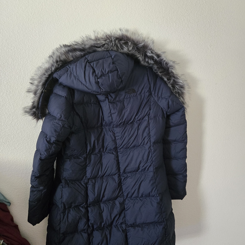 North Face Dealio Women's Navy Puffer Coat - Picture 7 of 7